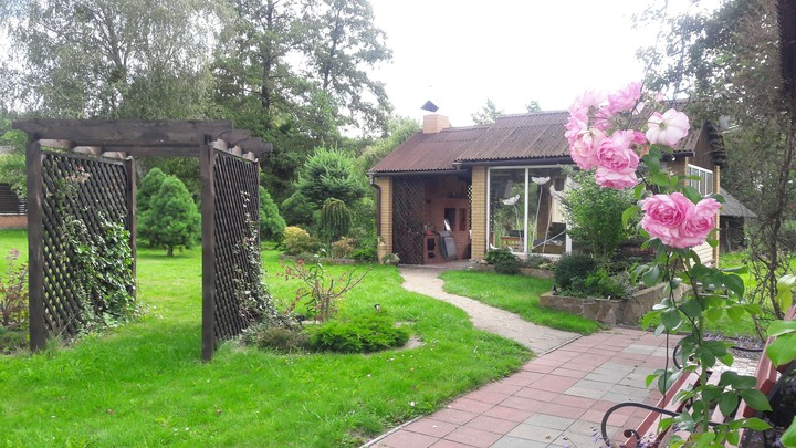 cottage