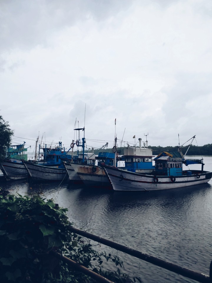 boat..random click