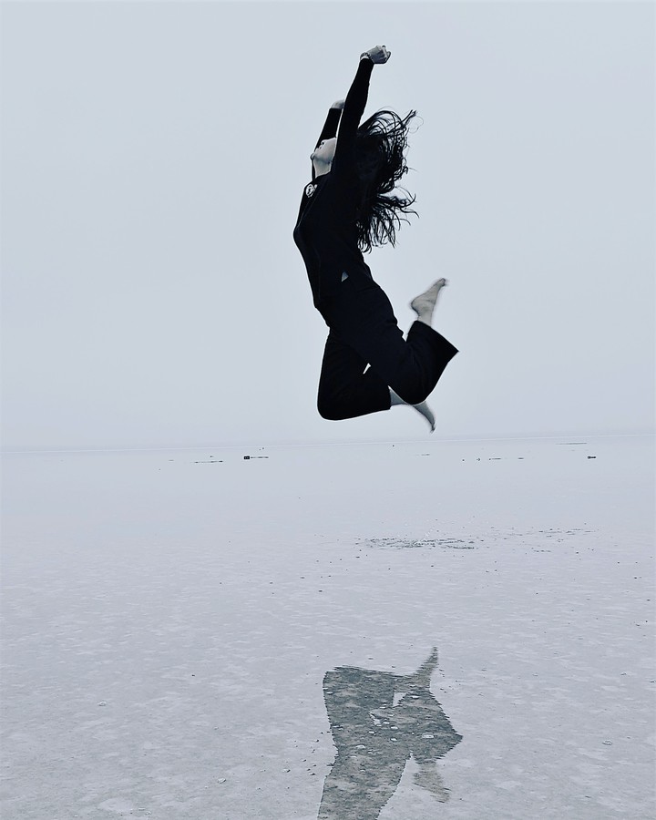 jump in  tuz lake