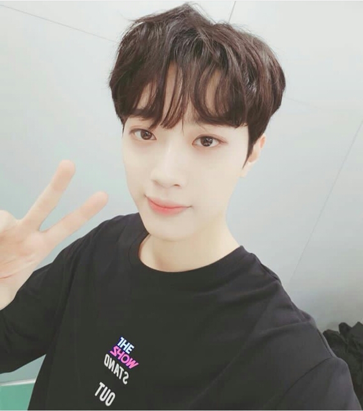 wanna one lai guanlin