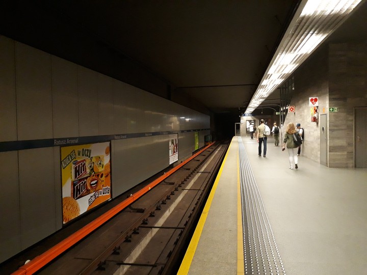 Warsaw metro