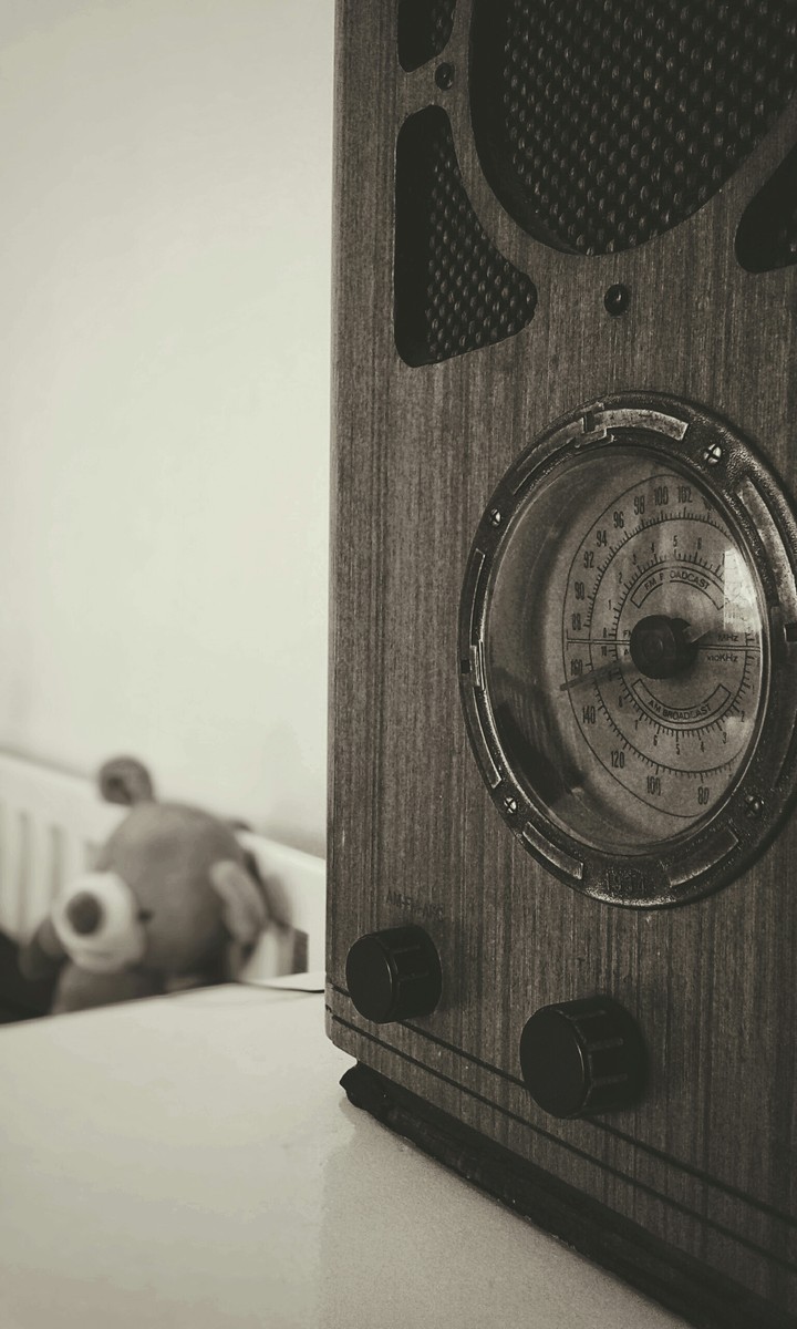 Radio Retro