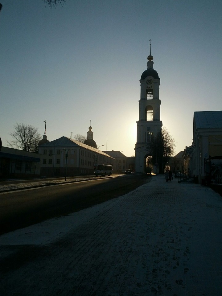 город