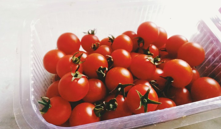 Blood Red Cherry Tomatoes
