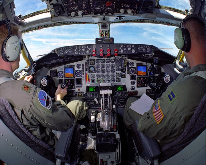 kc 135