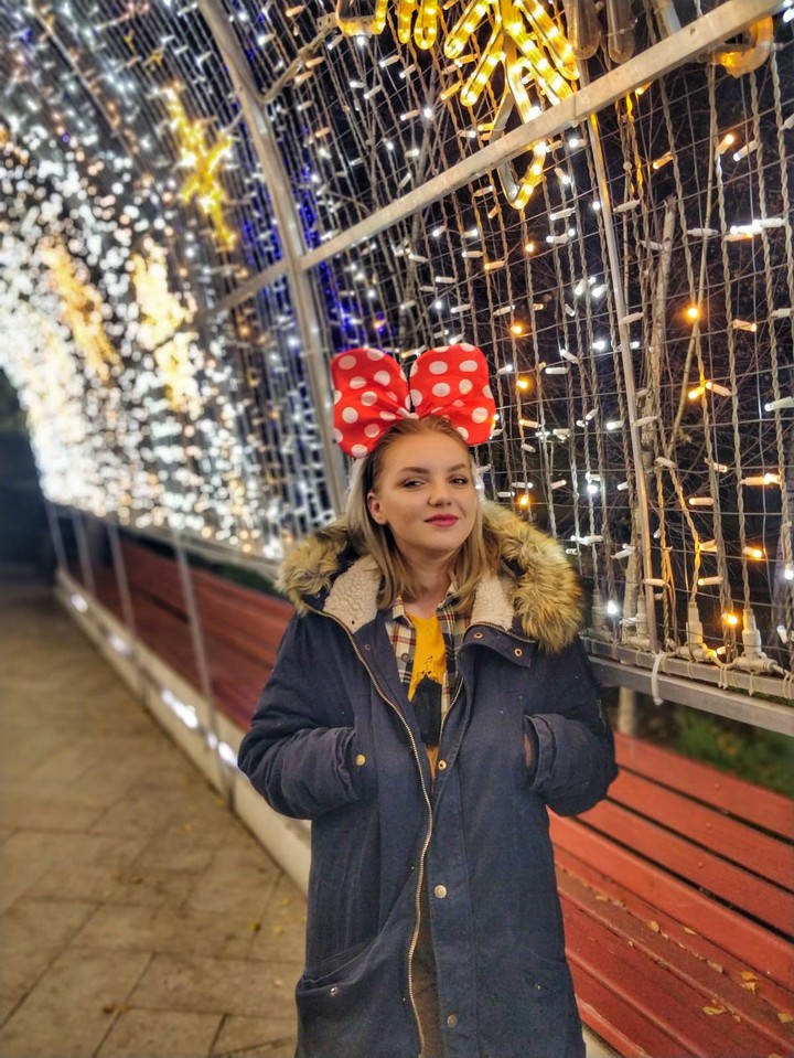 Minnie's ears