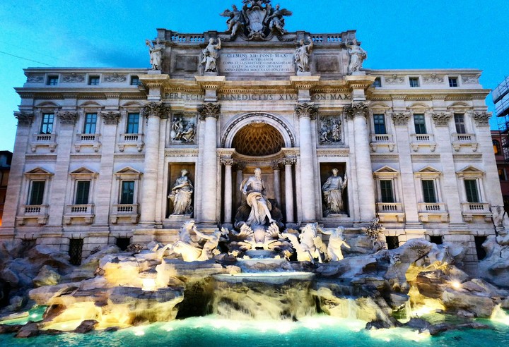 Fontana di trevi - Roma