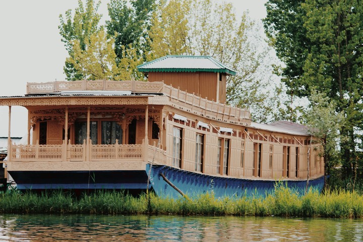 House boat in Dal lake. Kashmir