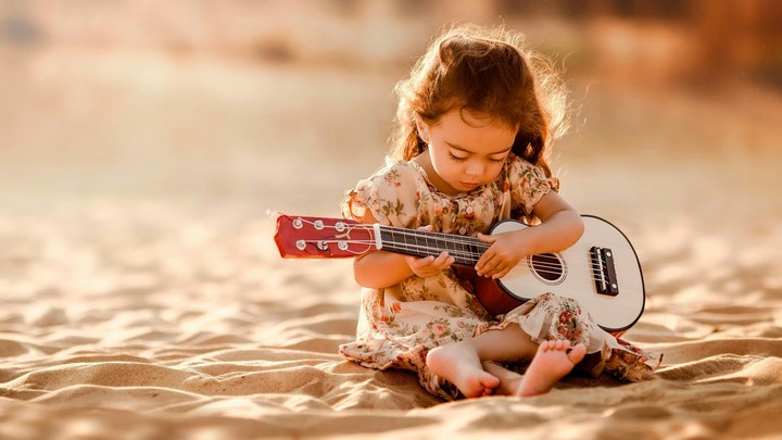 ~ Guitar Girl ~