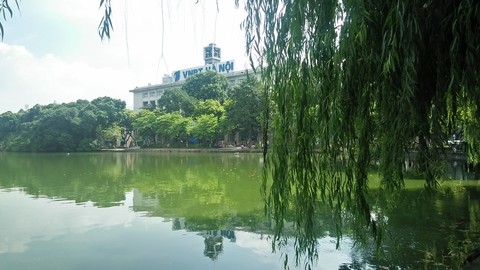 hoan kiem lake