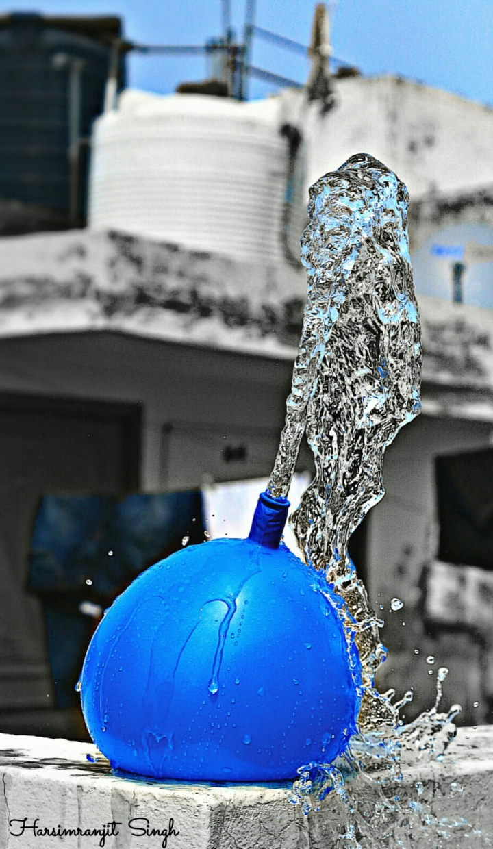 water splash balloon burst