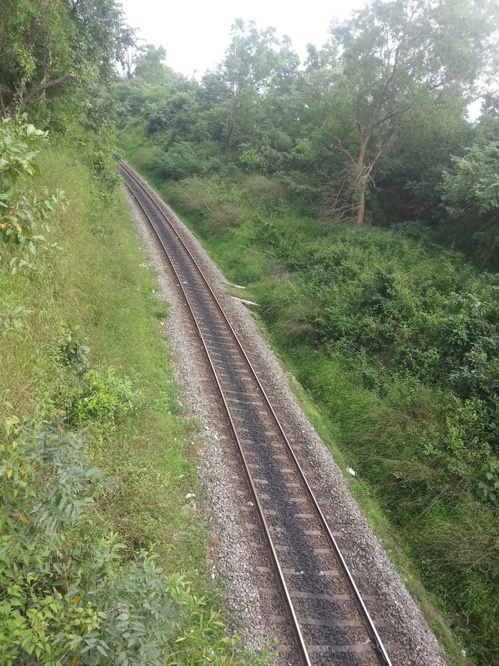 train track