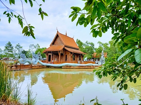 วัดในตำนาน