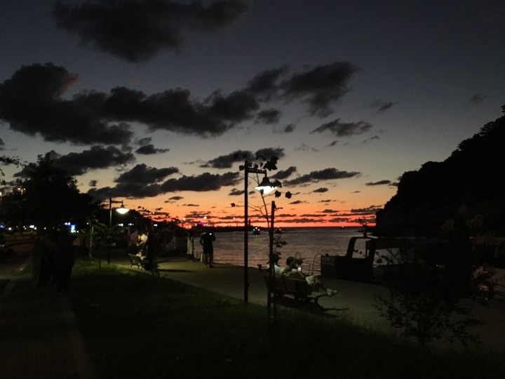 sun night