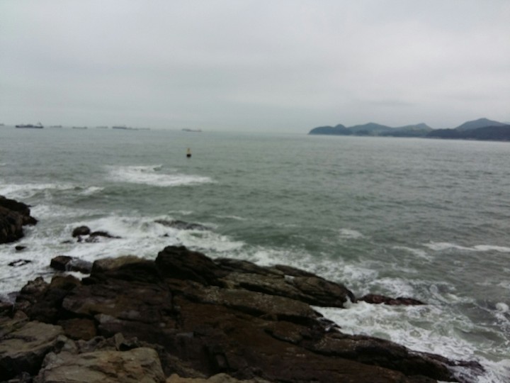 거센 바다