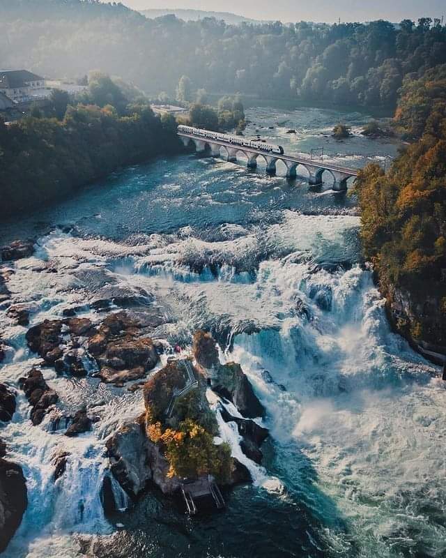 Rhine Falls, Switzerland ????