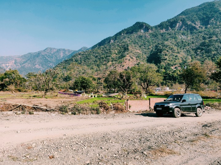 car in montains