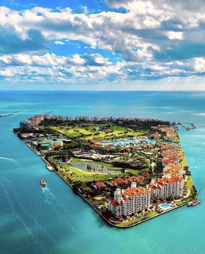 perfect island