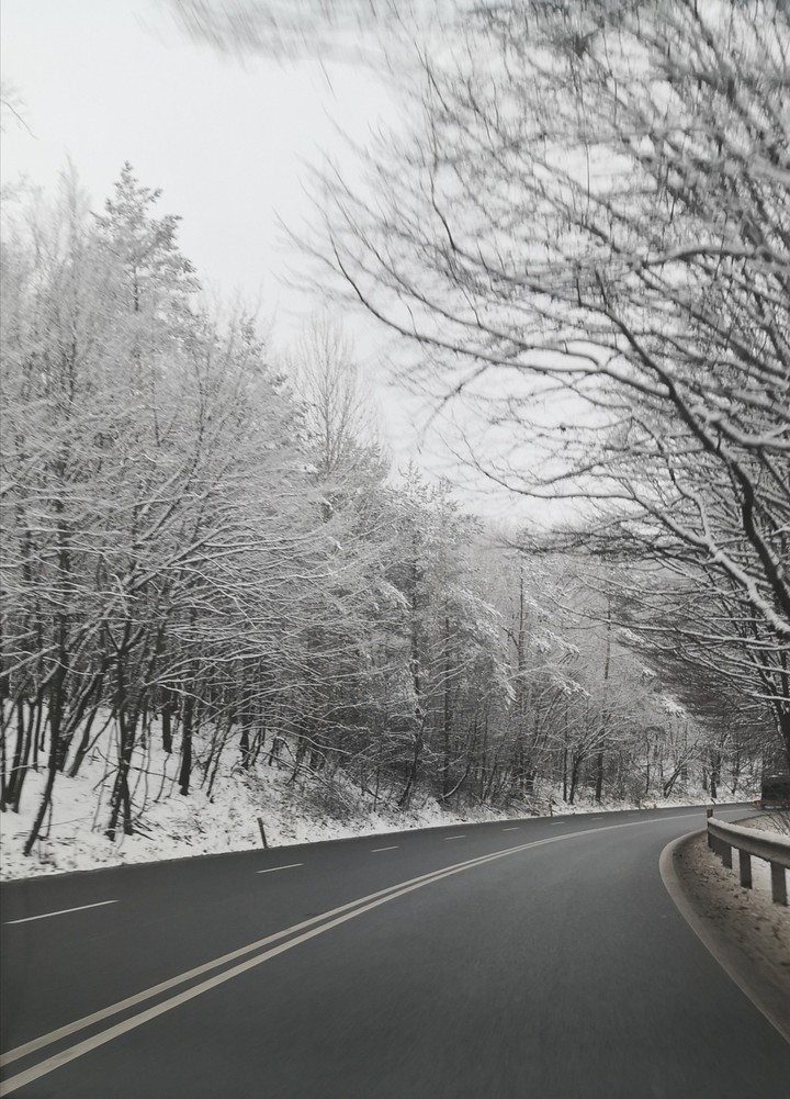 winter on road