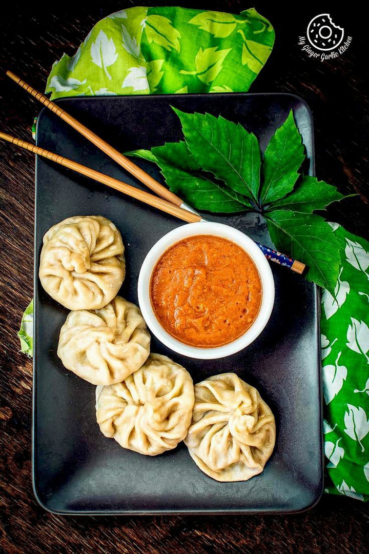 momos