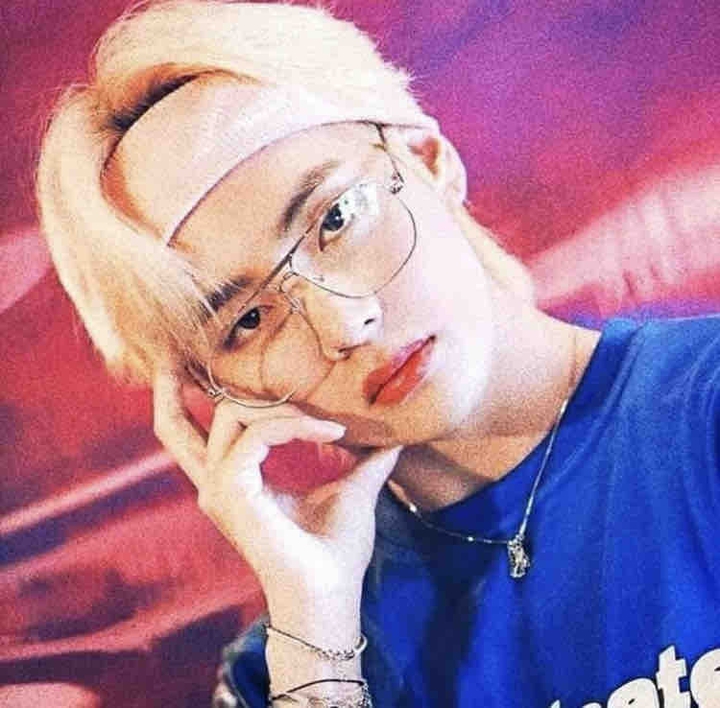 뷔