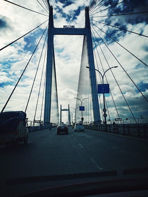 Hooghly Bridge