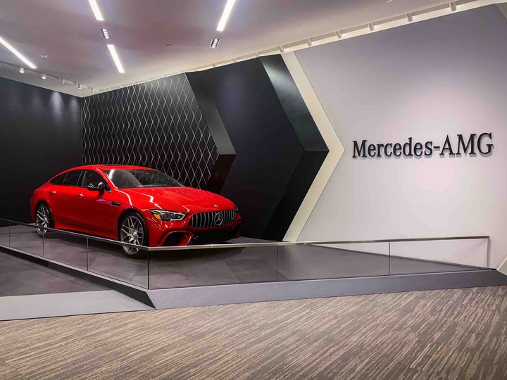 Mercedes Benz