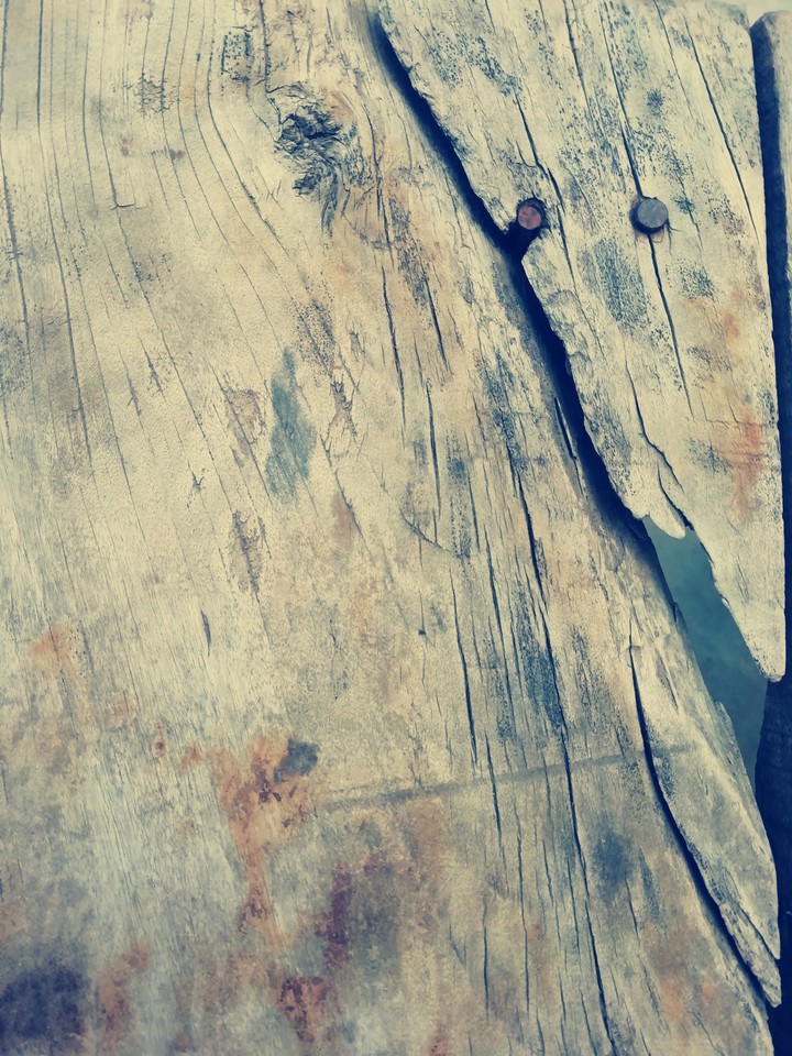 cracked wood