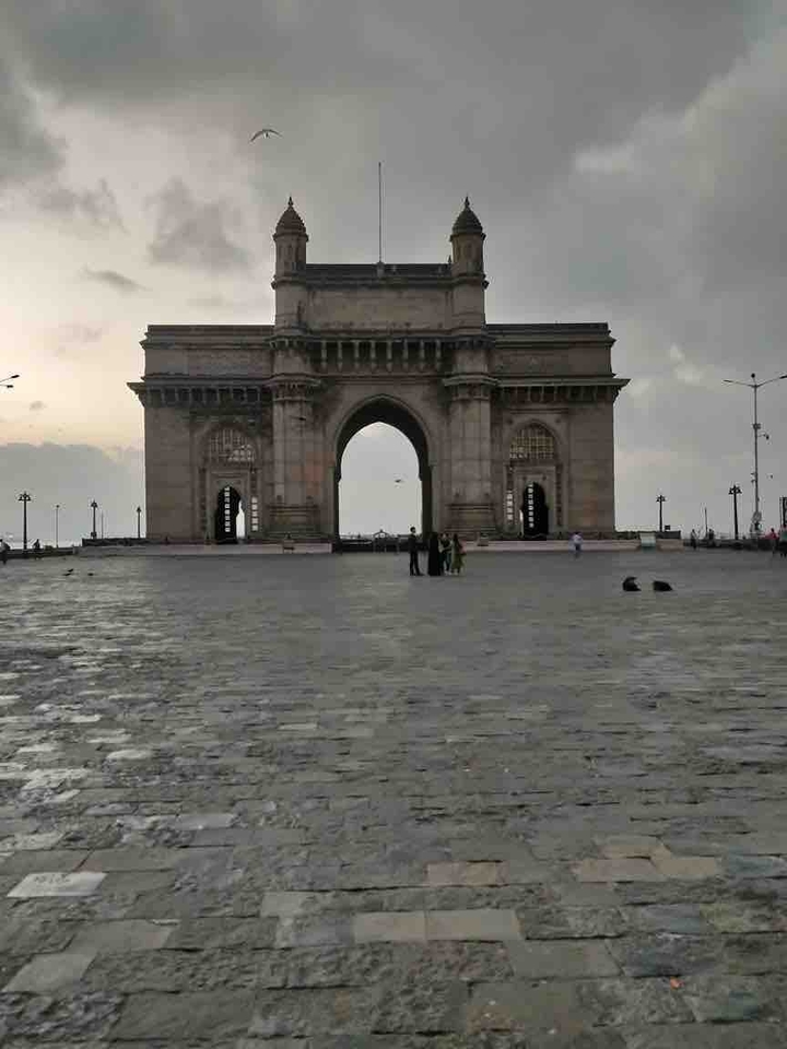 gateway of india
