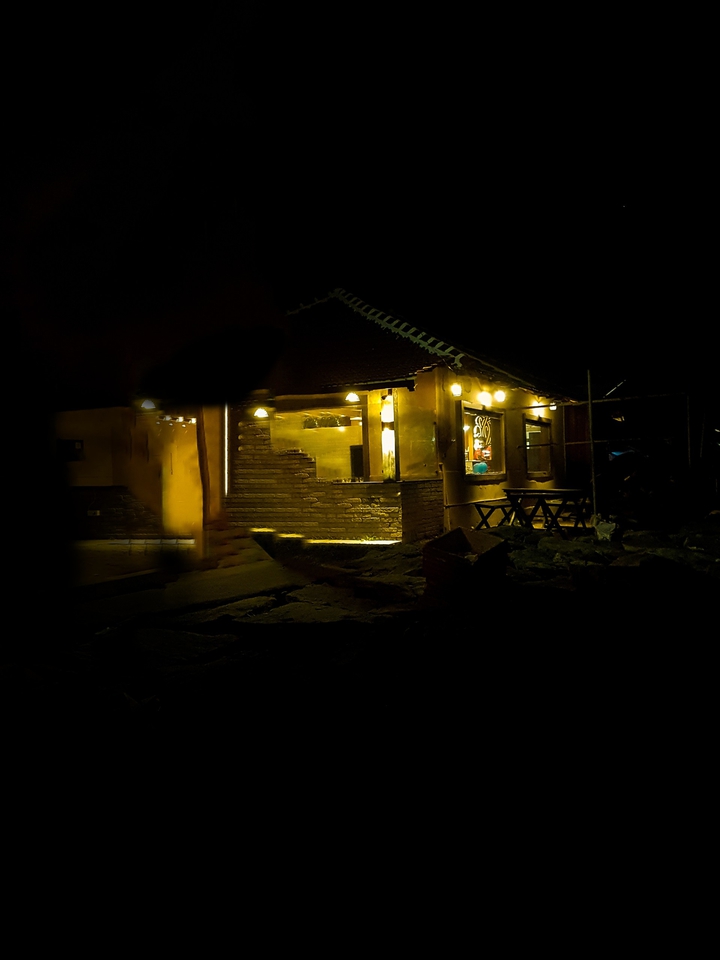 Hut