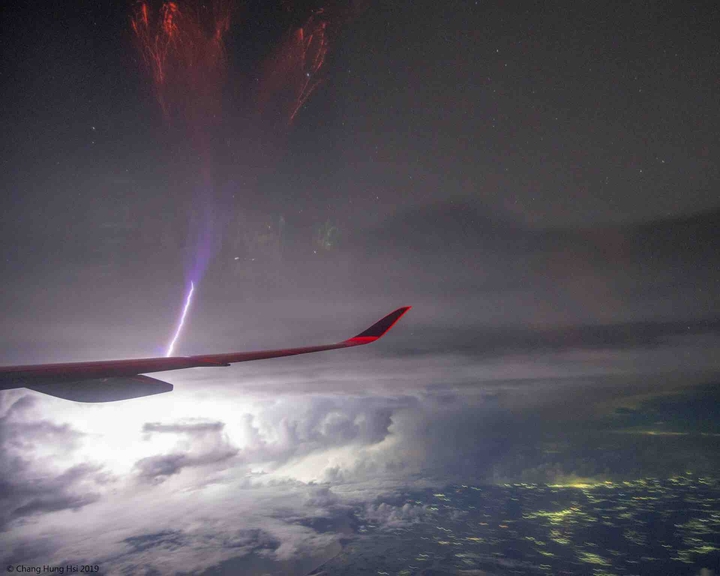 Gigantic Jet Lighting Over India