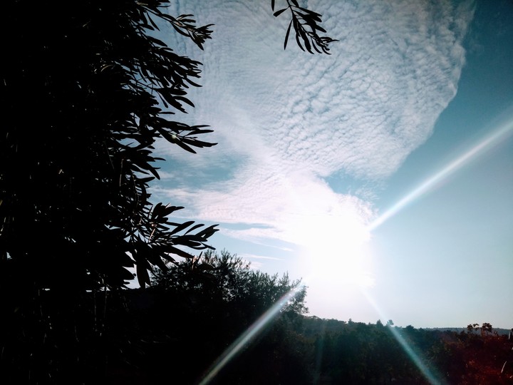 Clouds dance