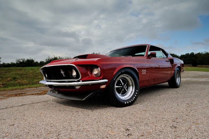 Mostang