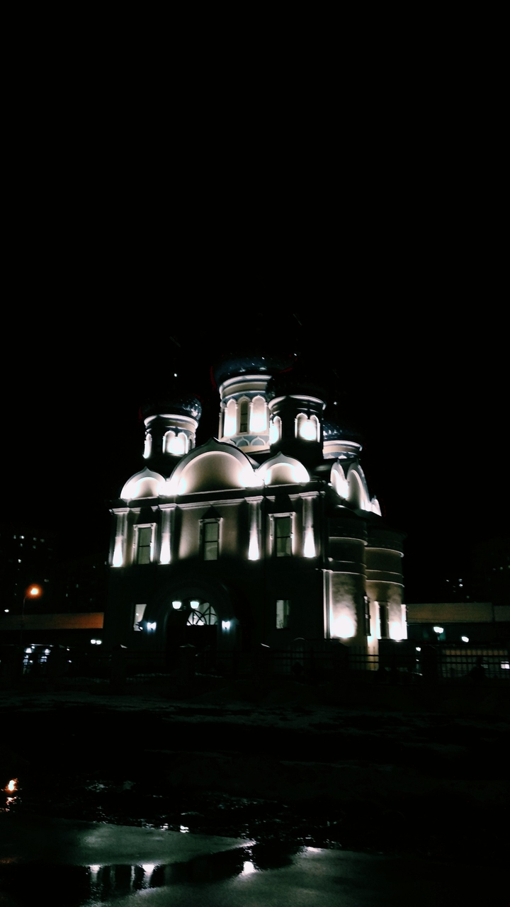храм