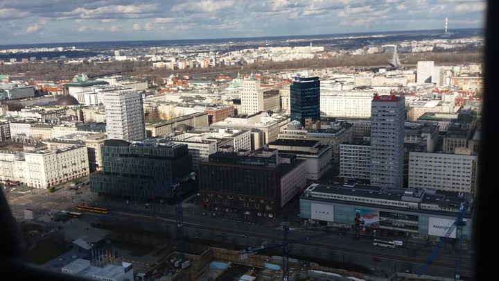 город