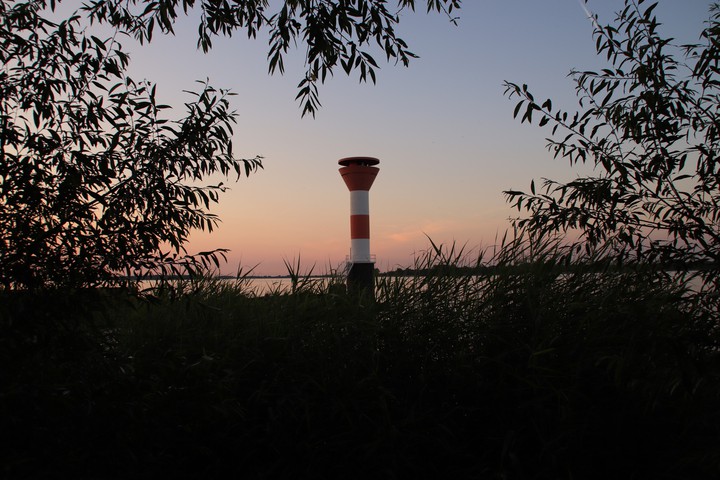 Leuchtturm im Sonnenuntergang