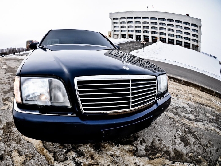 Mercedes W140