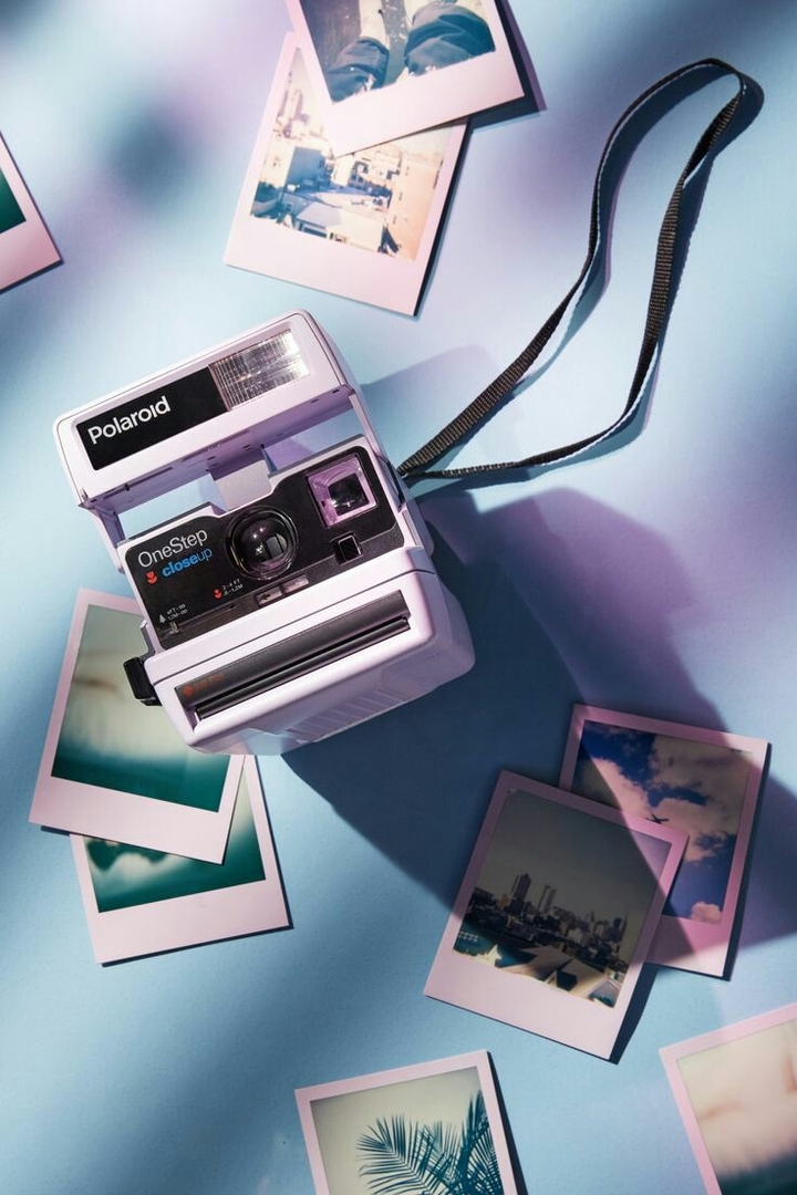 Polaroid