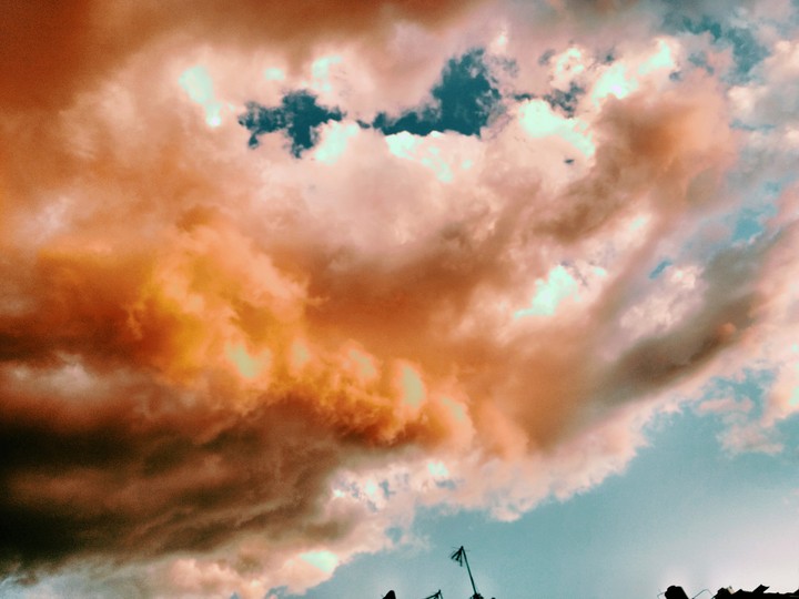cielo rojo
