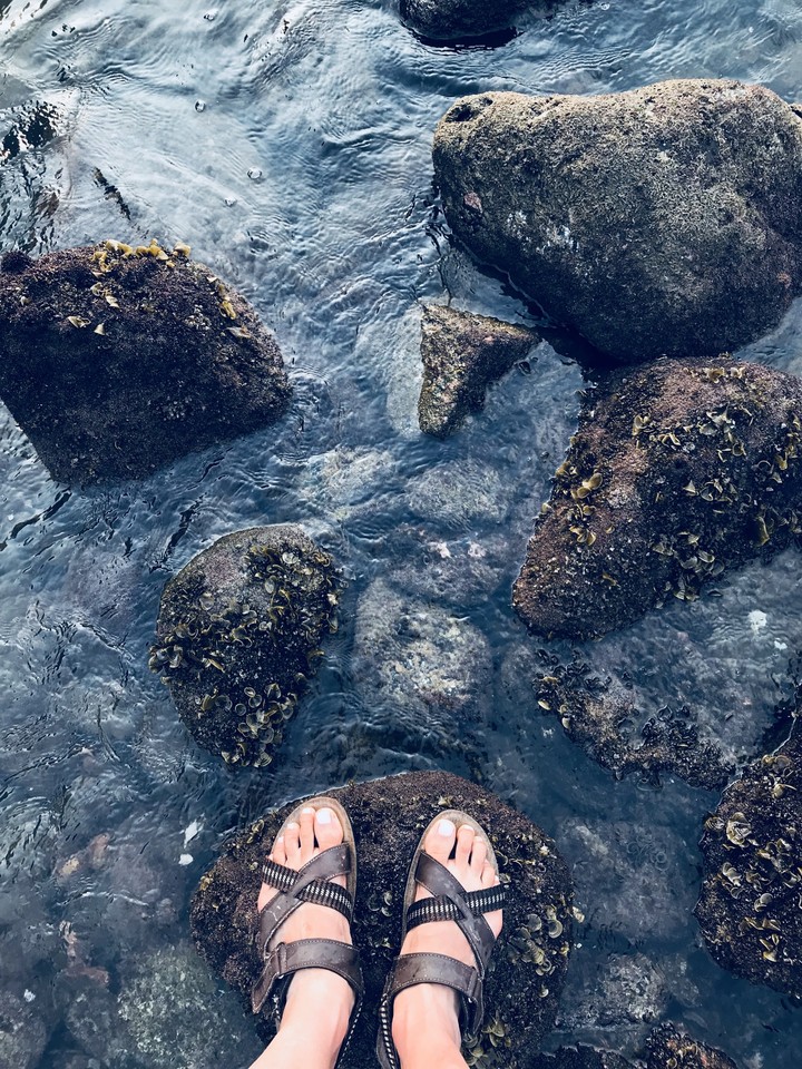 Feets on exploration