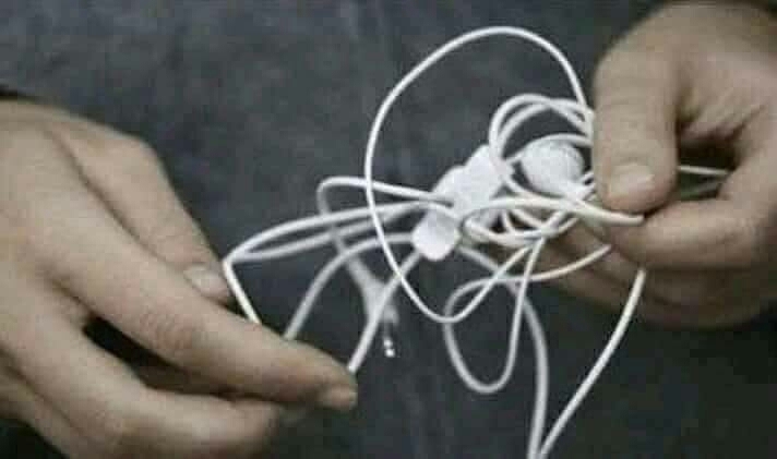 اي