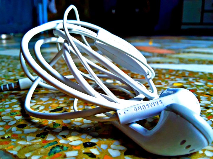 music Earphone.