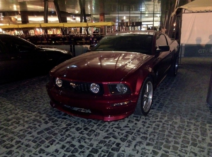 Mustang  GT
