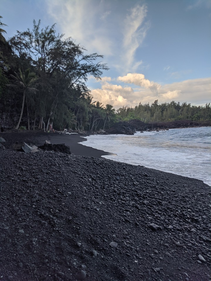 Kehena Black Sand Beach