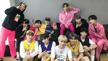 BTS AND TXT❤❤❤❤