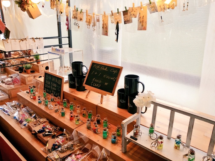 Sweet store-2