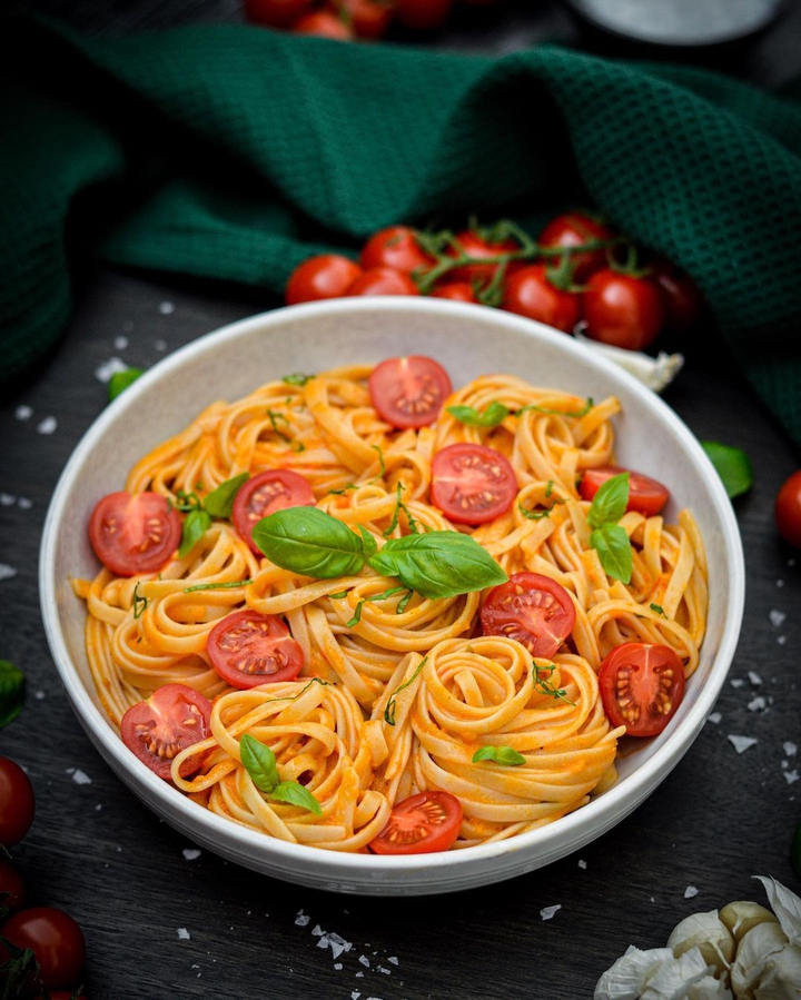 Tomato pasta