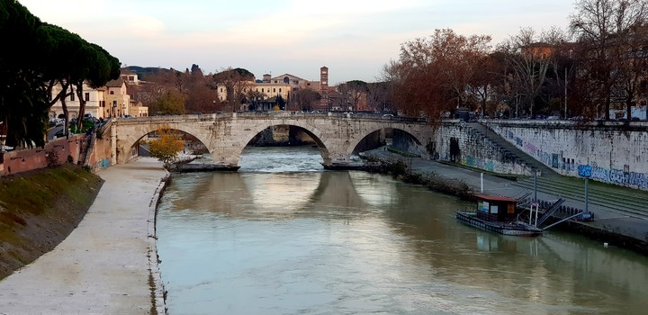 Lungotevere de Cenci