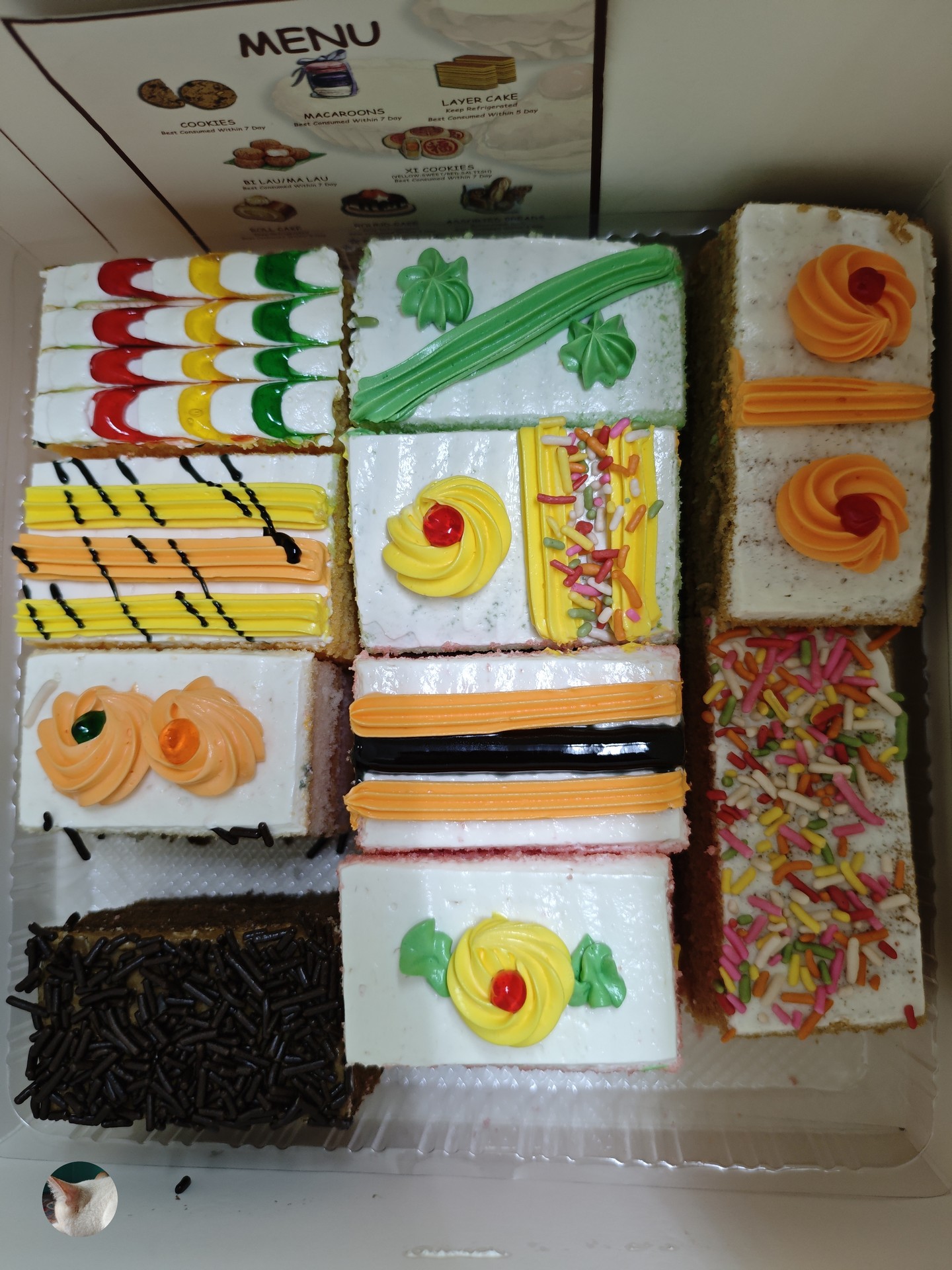 Paper, Paper_Product, Gift_wrapping