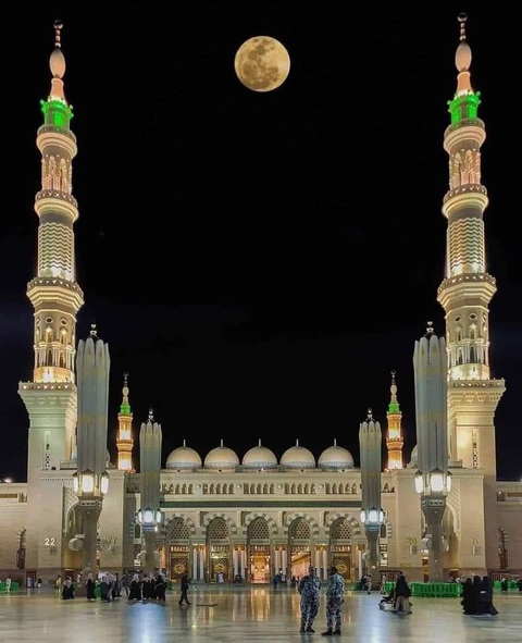 اللهم صلي وسلم وبارك على سيدنا محمد وعلى آله وصحبه اجمعين